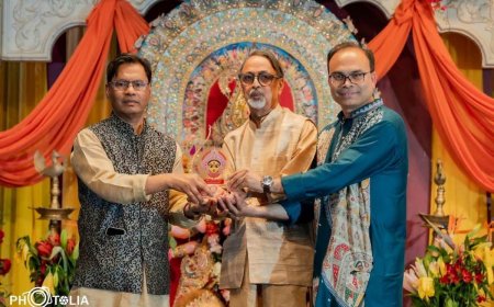 সিডনিতে বিপিএর শারদীয় দুর্গোৎসব । কমিউনিটি অ্যাওয়ার্ড পেলেন লেখক অজয় দাশগুপ্ত